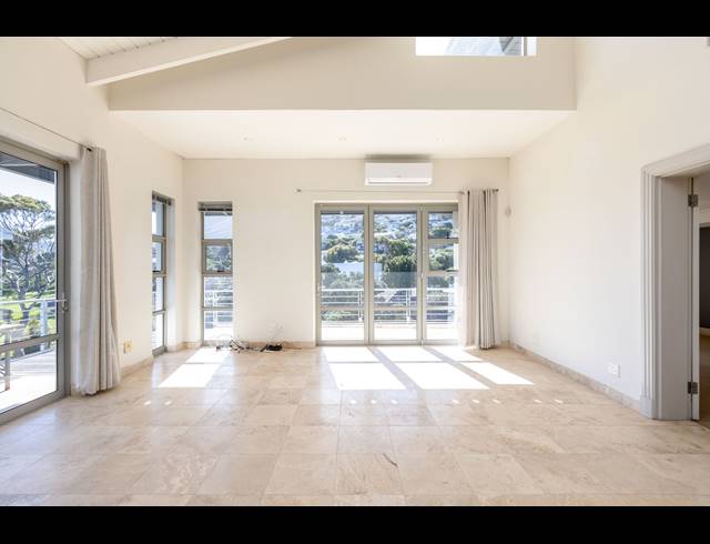 3 BEDROOM APARTMENT TO LET IN CAMPS BAY